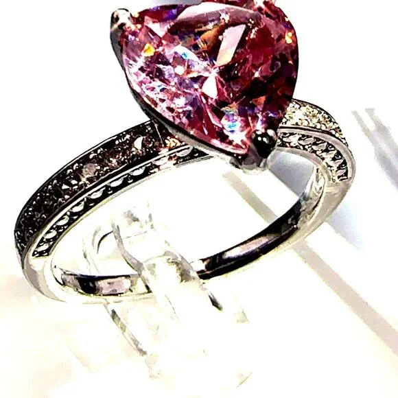Pink Cubic Zirconia Heart Cut Ring Silver Tone Size 7 - Picture 2 of 9